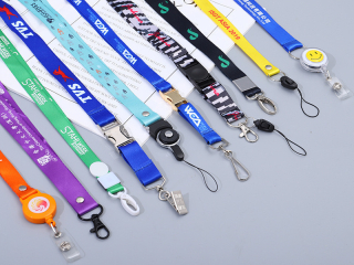 Tại sao dây đeo thẻ cao cấp lại được các doanh nghiệp lớn ưa chuộng?