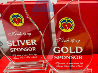 Gợi ý 20+ quà kỷ niệm thành lập công ty đầy sáng tạo, ý nghĩa