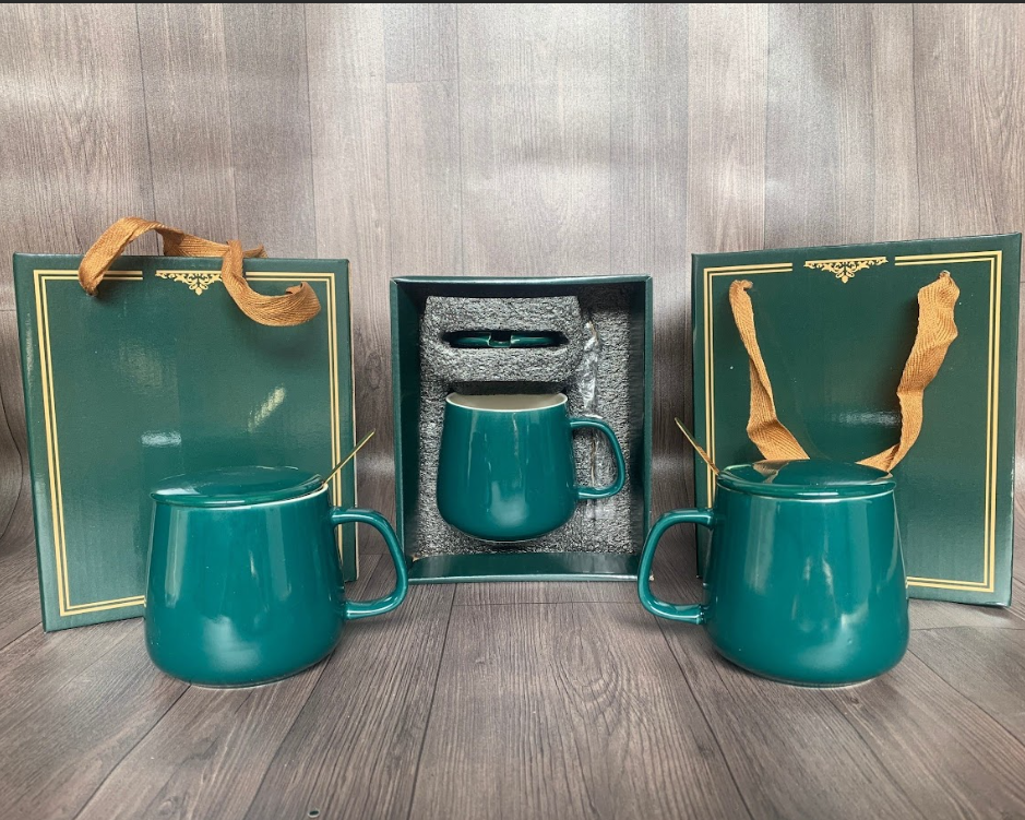 Bộ ấm trà, cốc sứ cao cấp – Quà tặng 20/11 trang trọng