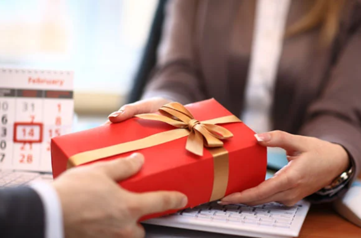 Những điều cấm kỵ cần tránh khi tặng quà